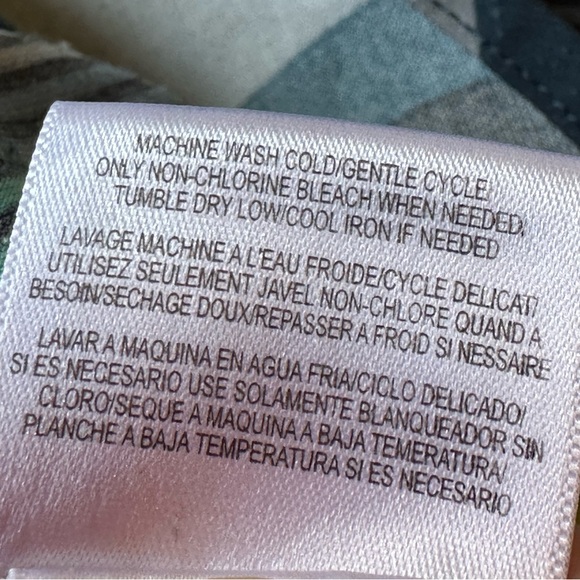 BCBGMAXAZRIA Abstract Print Dress size Medium - Picture 8 of 11